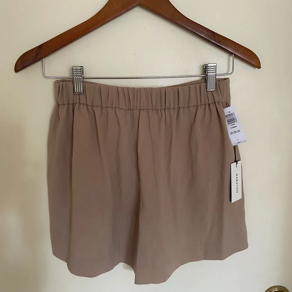 Shorts - Picture 4 of 6